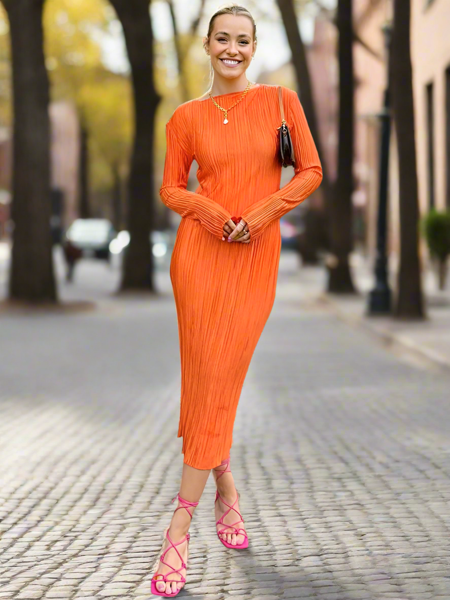 Ribbed Solid Long Sleeve Maxi Dress
