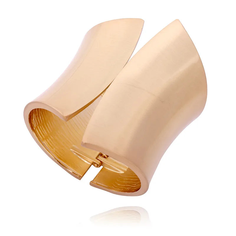 Wide Asymmetric Bangles